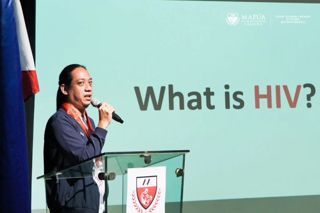 CHS and CN students lead advocacy seminar on HIV and STDs.