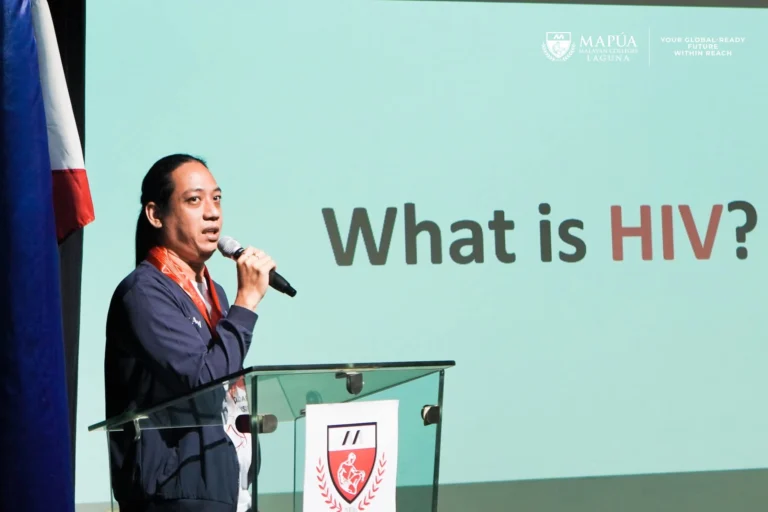 CHS and CN students lead advocacy seminar on HIV and STDs.